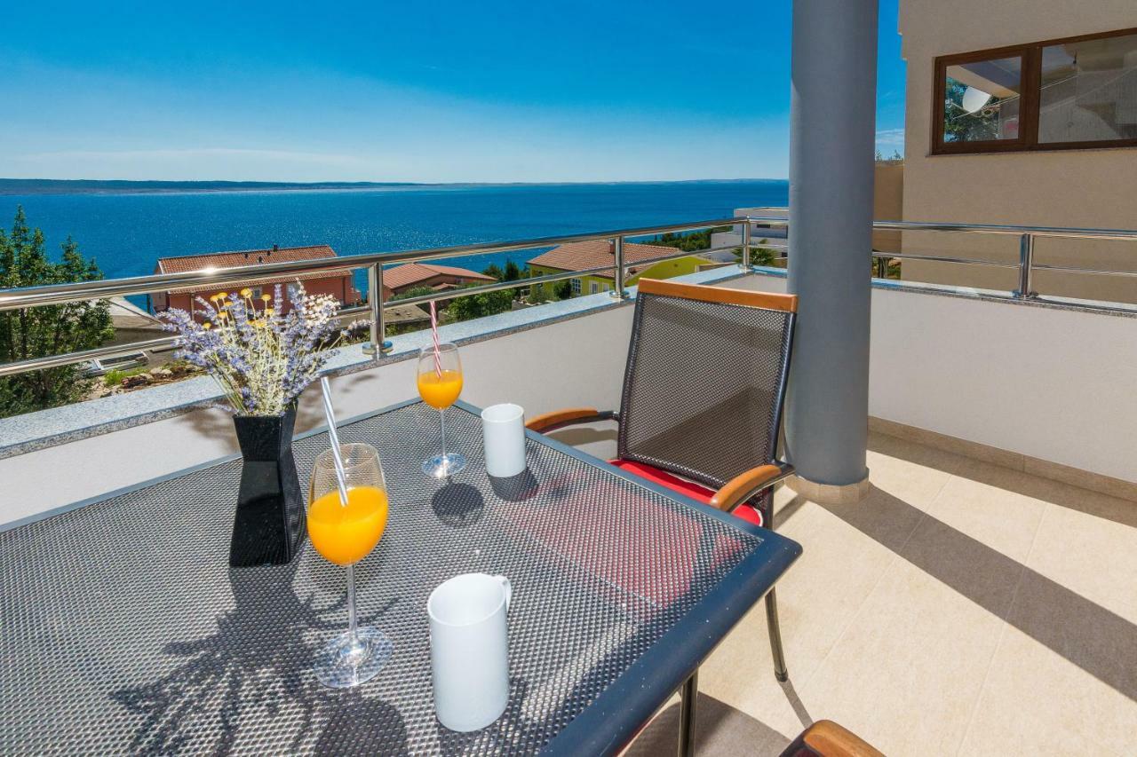 Apartmani Jadranka Starigrad Paklenica Bagian luar foto
