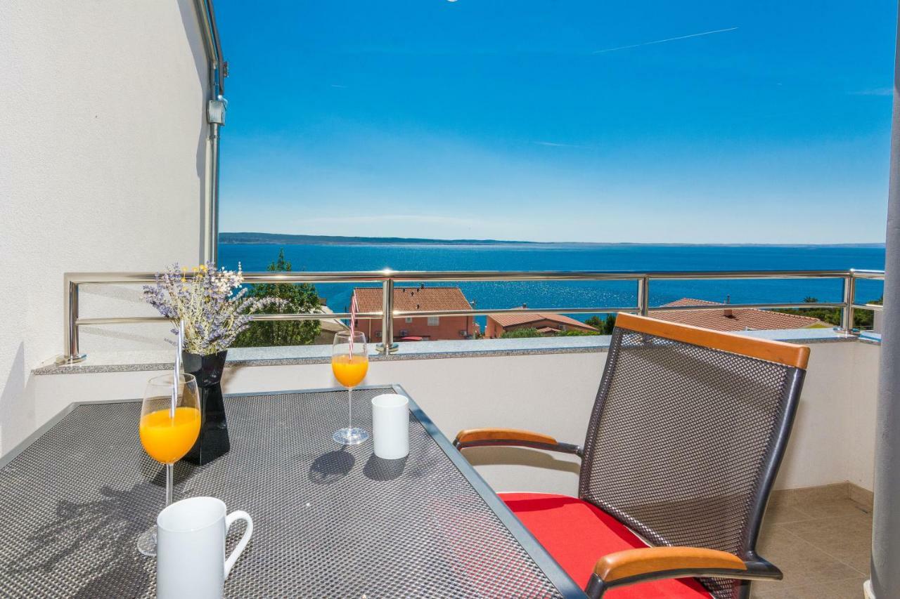 Apartmani Jadranka Starigrad Paklenica Bagian luar foto